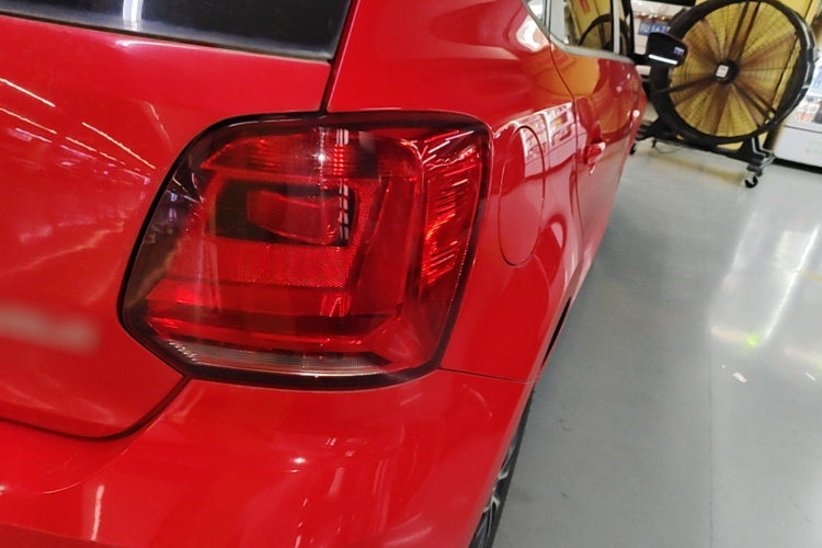 Volkswagen Polo 2018 car image #8