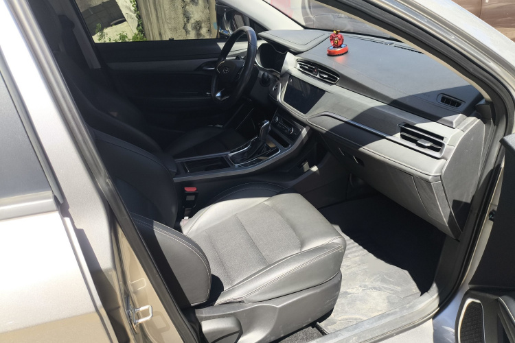 GEELY Emgrand 2021 #16 GEELY Emgrand 2021 car image #16