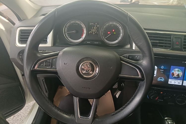 Skoda Rapid 2019 #11 Skoda Rapid 2019 image de voiture #11