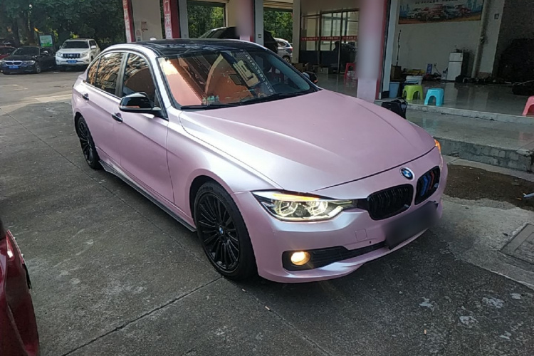 BMW 3 Series 2018 #4 BMW 3 Series 2018 car image #4