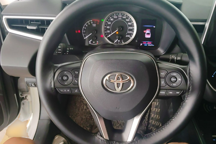Toyota Corolla 2022 car image #11