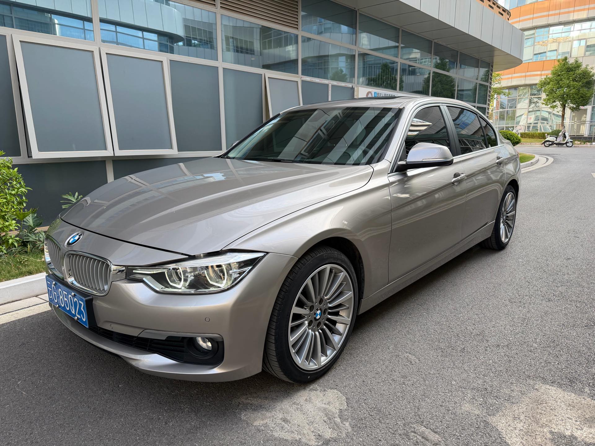 2019 car image 