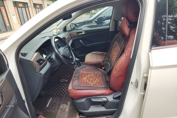 Volkswagen Tharu 2019 #17 Volkswagen Tharu 2019 car image #17
