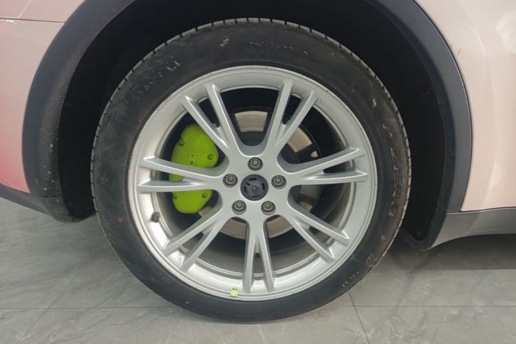 Tesla Model Y 2022 #10 Tesla Model Y 2022 immagine di auto #10