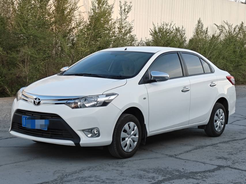 Toyota Vios 2015 Toyota Vios 2015 car image