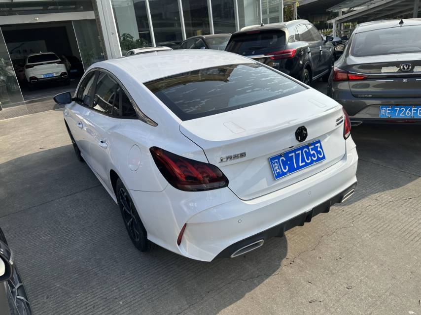 MG 5 2022 imagen de coche #6