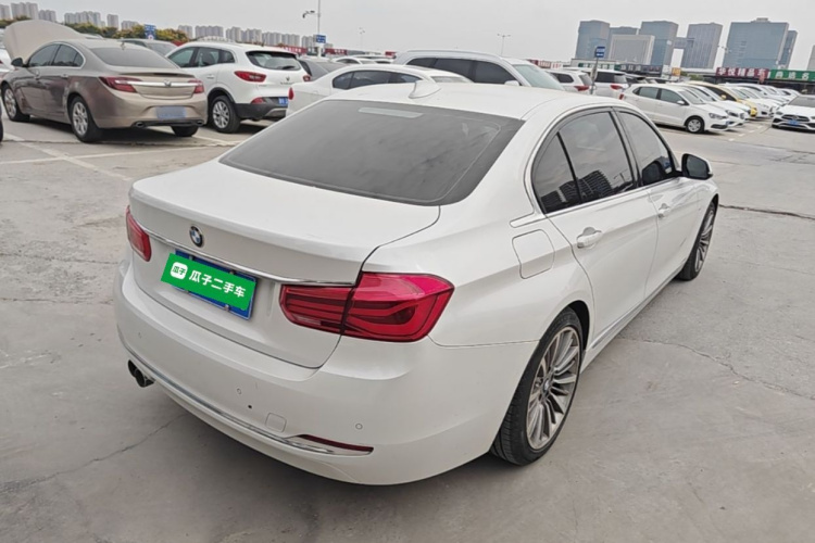 BMW 3 Series 2017 car image #5