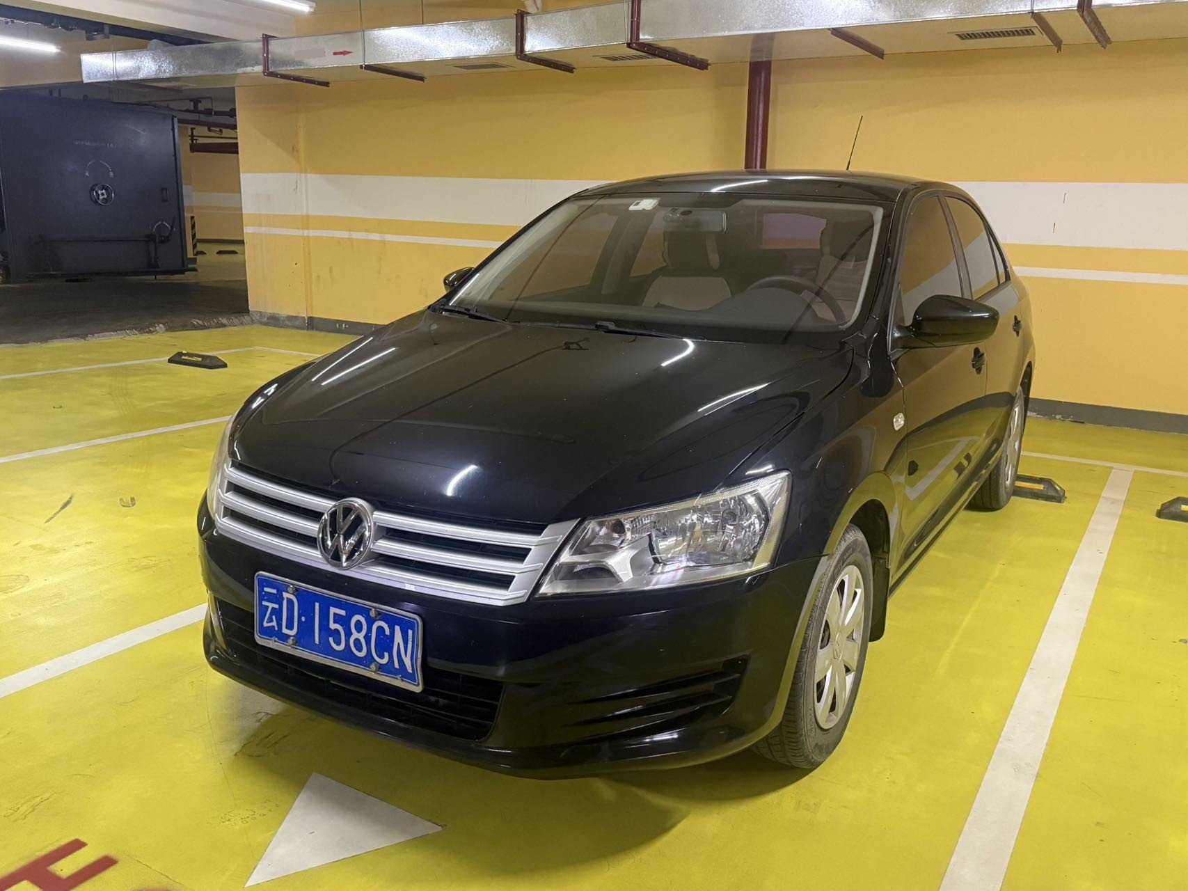 Volkswagen Santana 2015 car image 