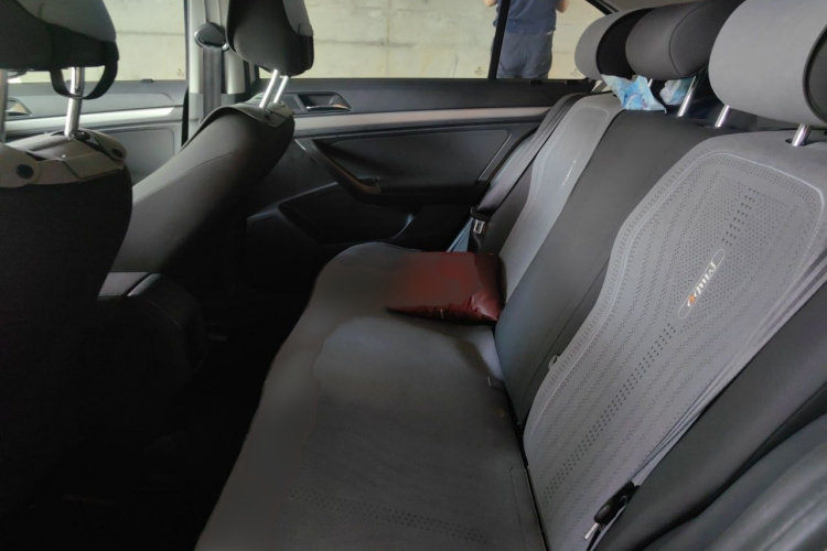 Volkswagen Lavida 2016 car image #14
