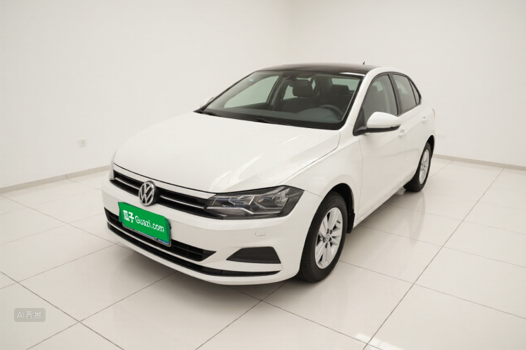Volkswagen Polo 2020 car image #2