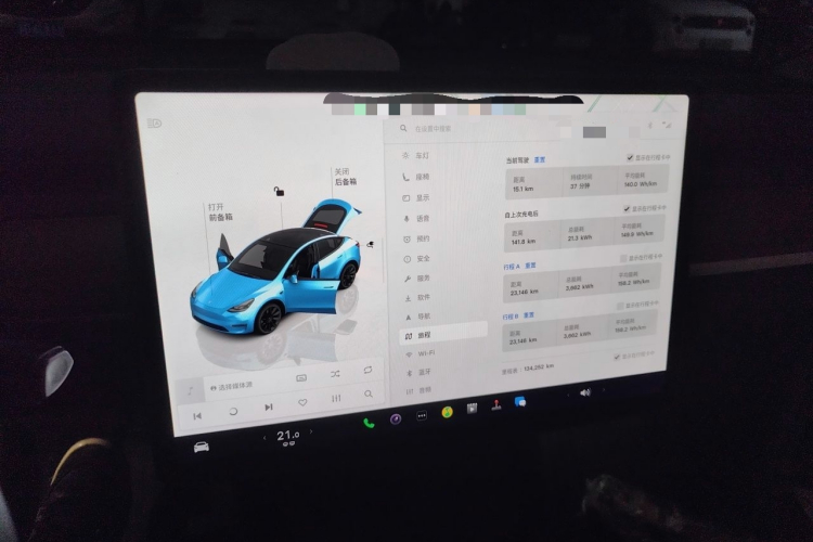 Tesla Model Y 2022 #12 Tesla Model Y 2022 car image #12