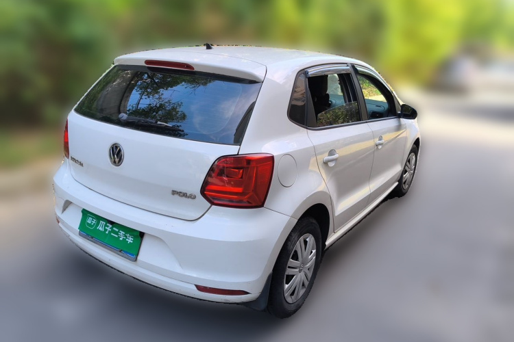 Volkswagen Polo 2017 car image #5