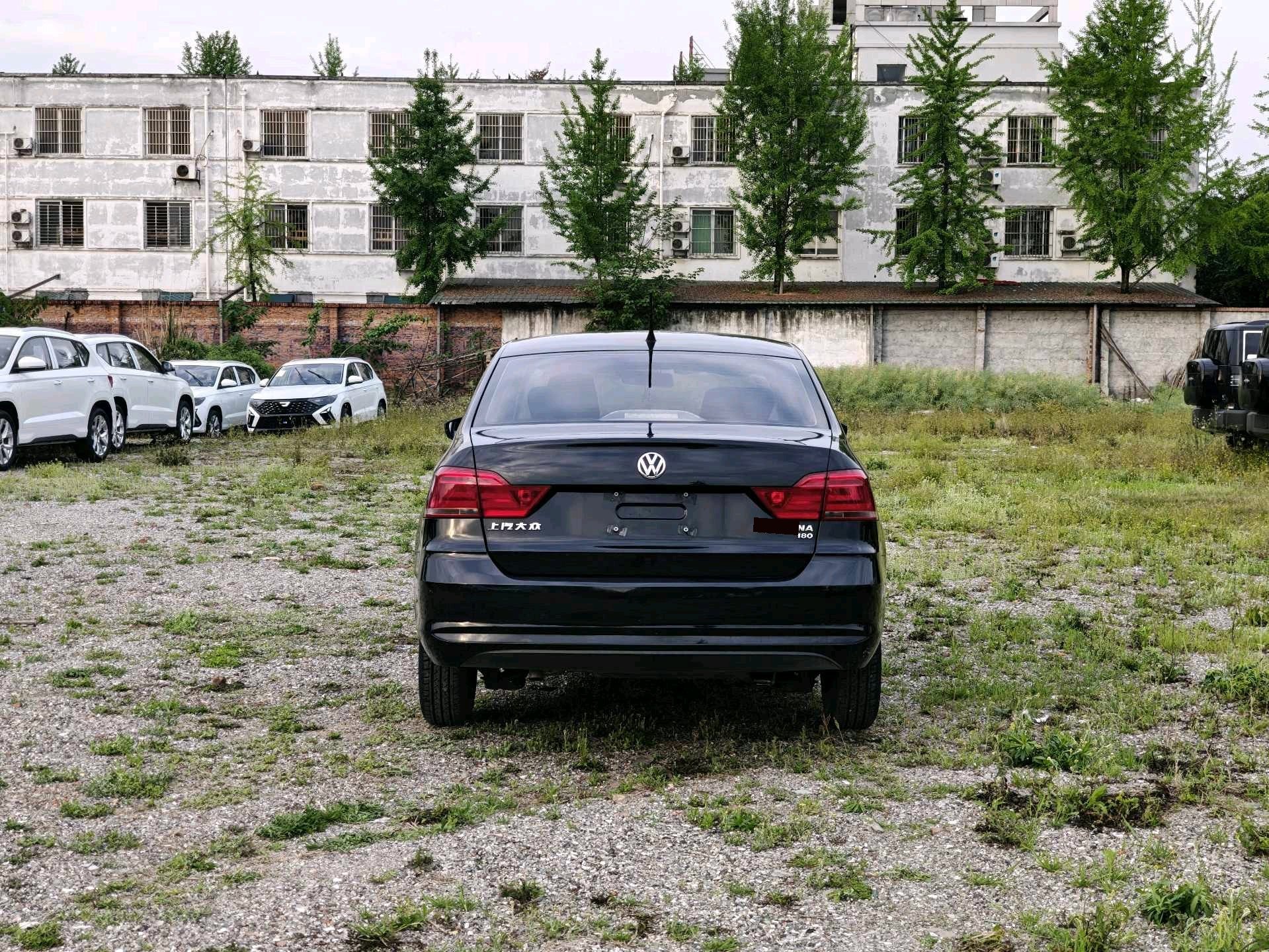 Volkswagen Santana 2018 car image #8