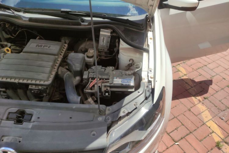Volkswagen Polo 2017 car image #25
