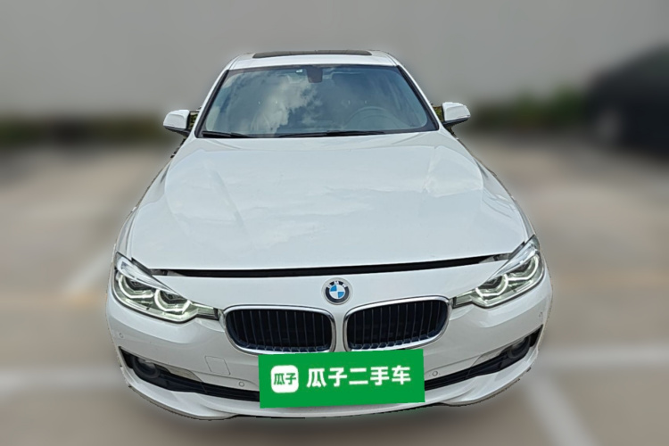 BMW 3 Series 2017 #3 BMW 3 Series 2017 car image #3