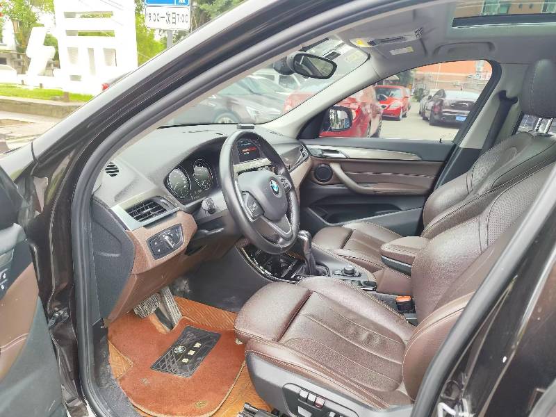 BMW X1 2018 immagine di auto #6