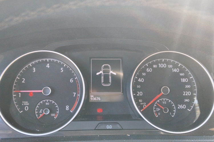Volkswagen Golf 2019 imagem de carro #16