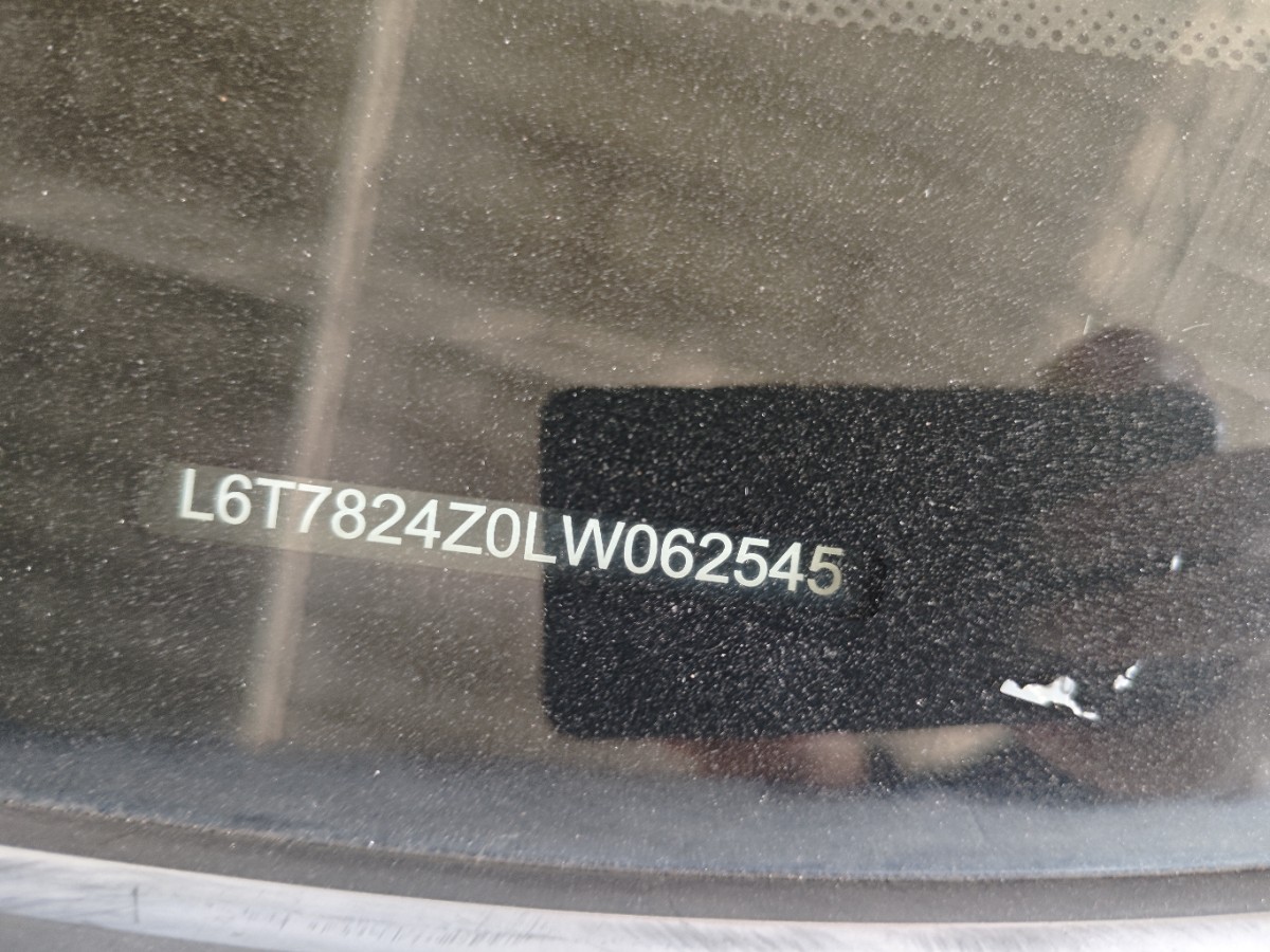 GEELY Emgrand 2020 #10 GEELY Emgrand 2020 car image #10