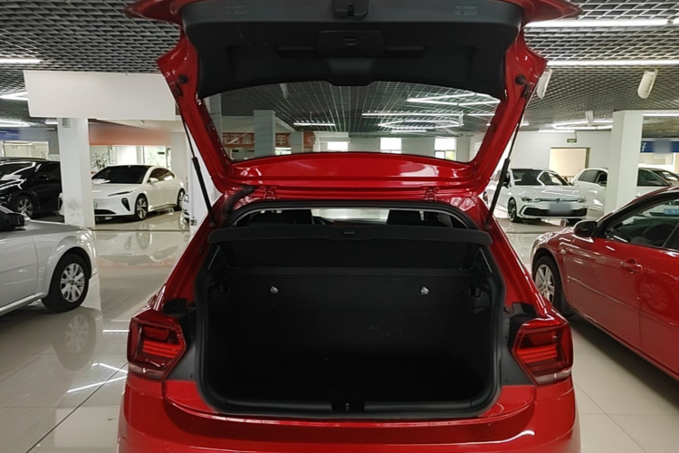 Volkswagen Polo 2019 #19 Volkswagen Polo 2019 car image #19