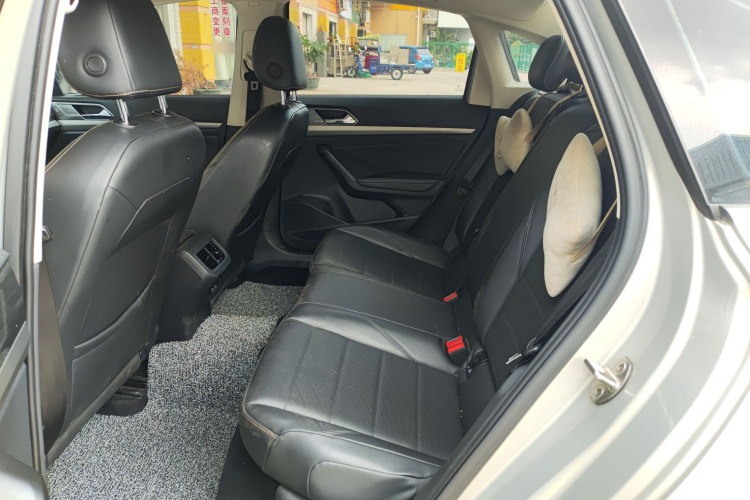 Volkswagen Lavida 2019 #17 Volkswagen Lavida 2019 car image #17