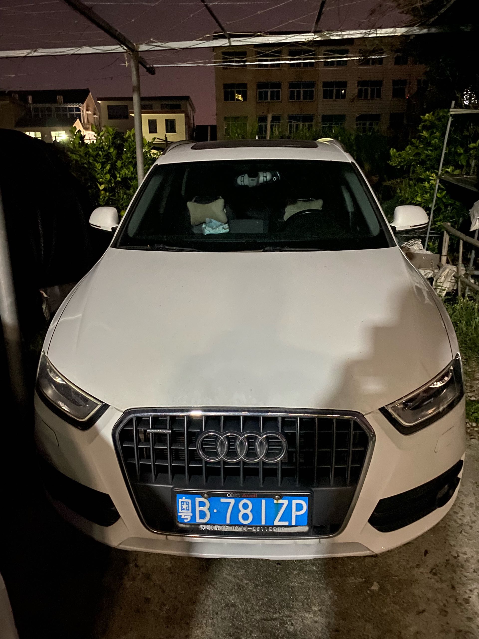 Audi Q3 (Imported) 2013 #2 Audi Q3 (Imported) 2013 car image #2
