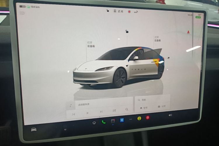 Tesla Model 3 2024 #17 Tesla Model 3 2024 immagine di auto #17