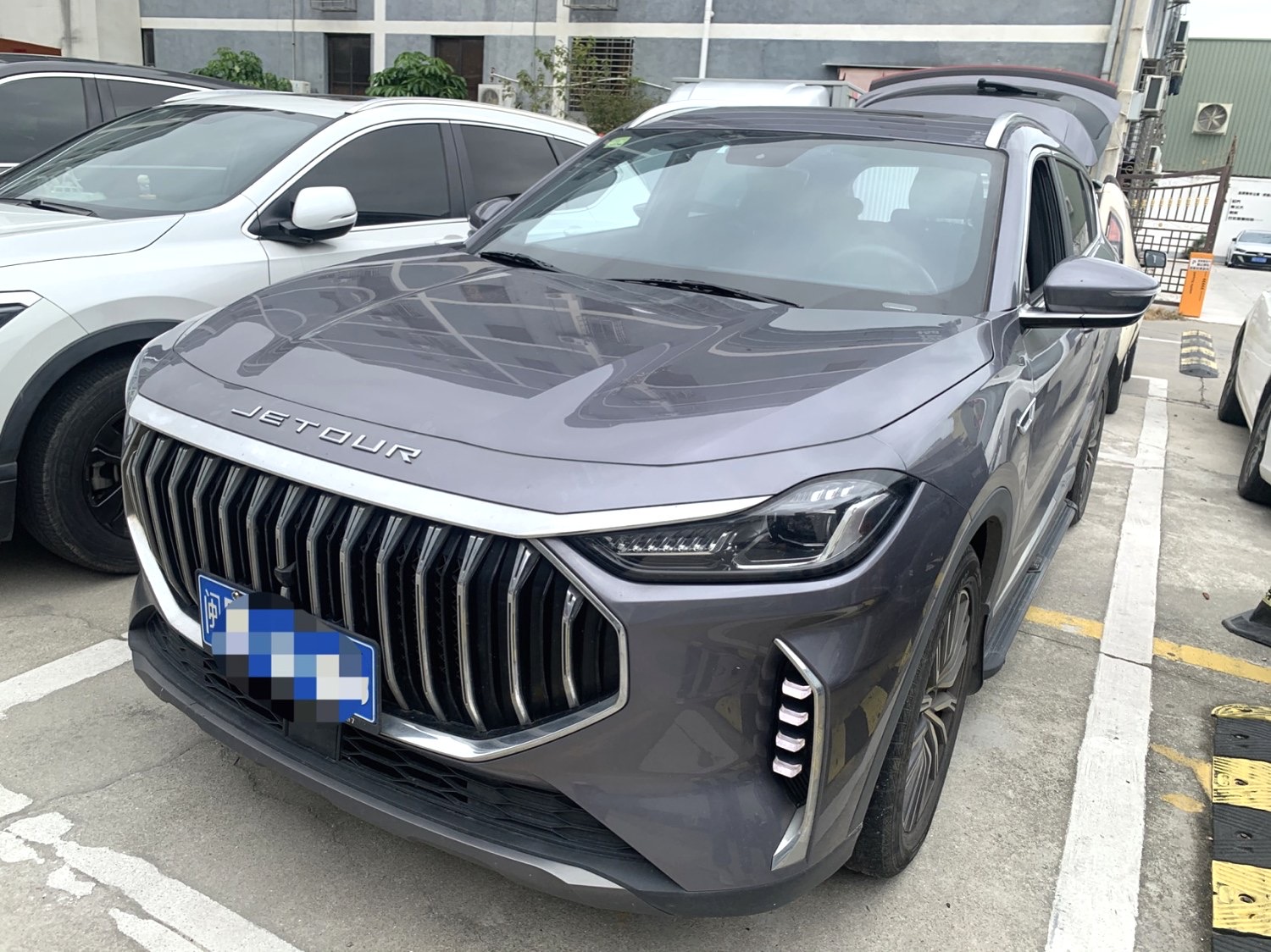 Jetour X70 PLUS 2024 car image 