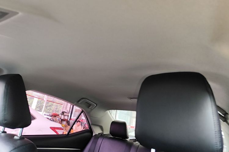 Toyota Corolla 2019 car image #18