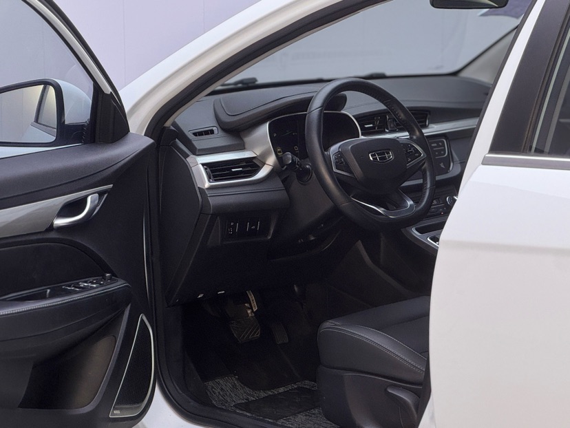 GEELY Emgrand 2021 #5 GEELY Emgrand 2021 car image #5