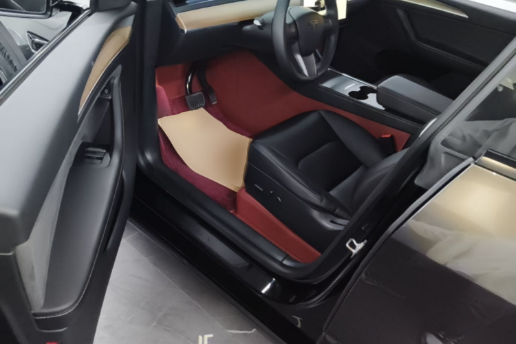 Tesla Model Y 2022 #16 Tesla Model Y 2022 car image #16