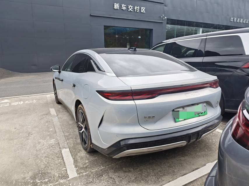 BYD HanL 2025 #6 BYD HanL 2025 imagen de coche #6