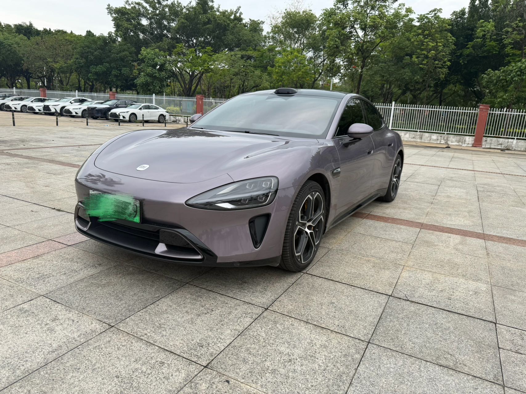 MI SU7 2025 MI SU7 2025 car image