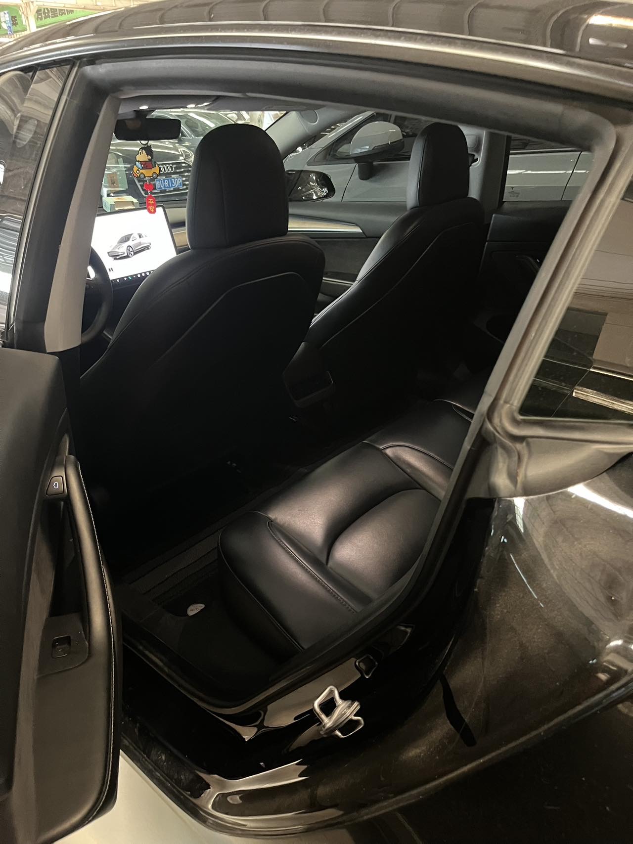 Tesla Model 3 2022 #5 Tesla Model 3 2022 car image #5
