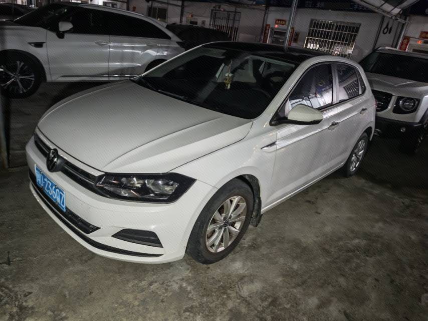 Volkswagen Polo 2021 car image 