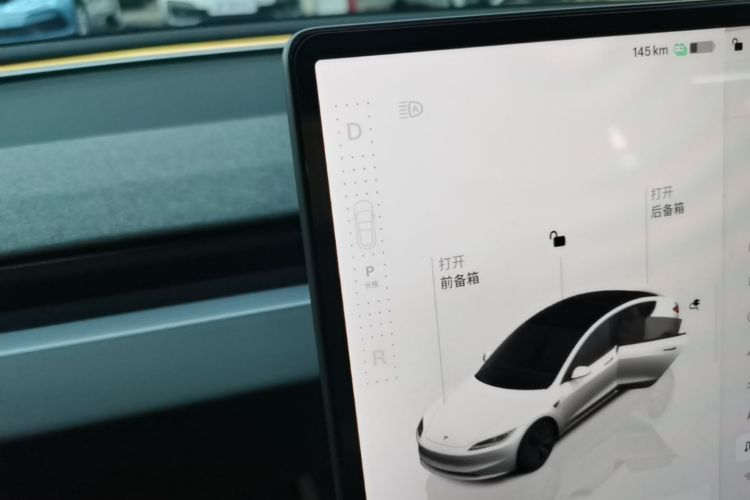 Tesla Model 3 2024 #18 Tesla Model 3 2024 car image #18