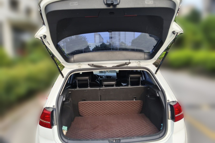 Volkswagen Golf 2015 car image #21