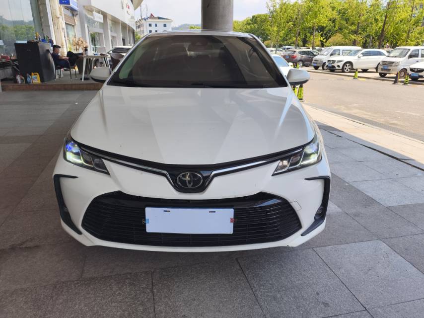 Toyota Corolla 2019 #2 Toyota Corolla 2019 car image #2