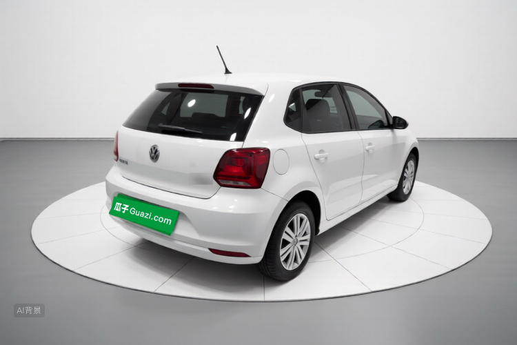 Volkswagen Polo 2015 car image #7