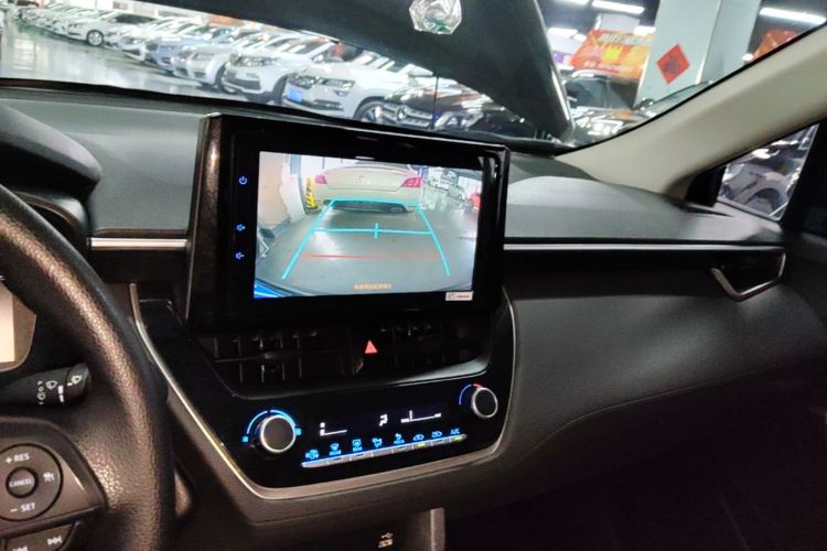 Toyota Corolla Cross 2023 car image #13