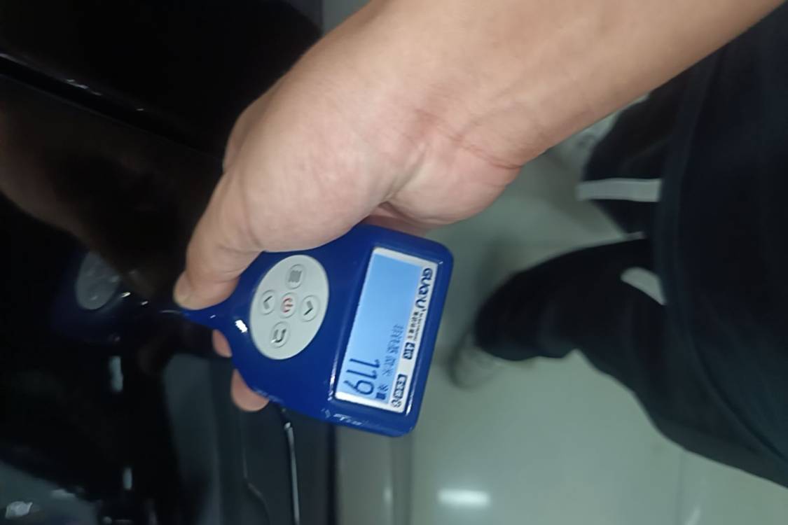 Tesla Model Y 2024 car image #28