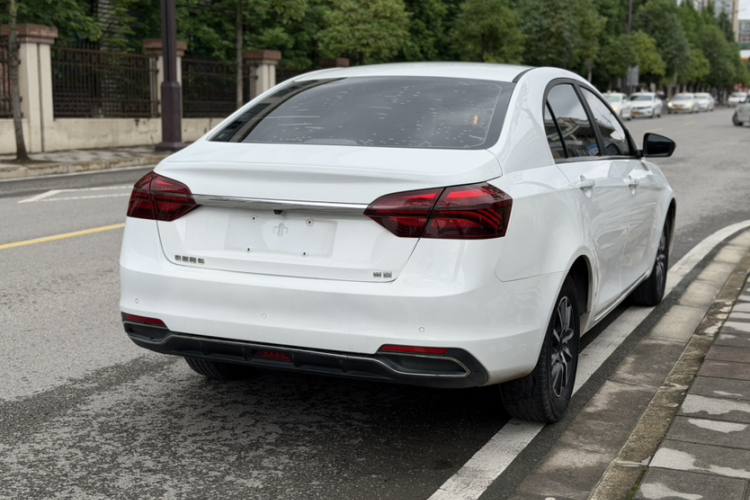 GEELY Emgrand 2019 #7 GEELY Emgrand 2019 car image #7