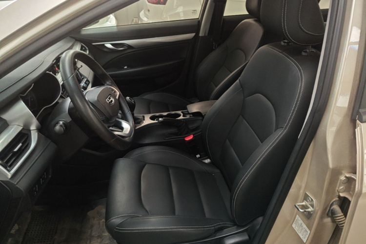 GEELY Emgrand 2020 #19 GEELY Emgrand 2020 car image #19