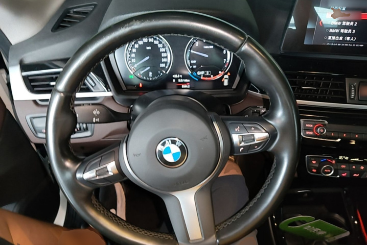 BMW X1 2022 #11 BMW X1 2022 immagine di auto #11