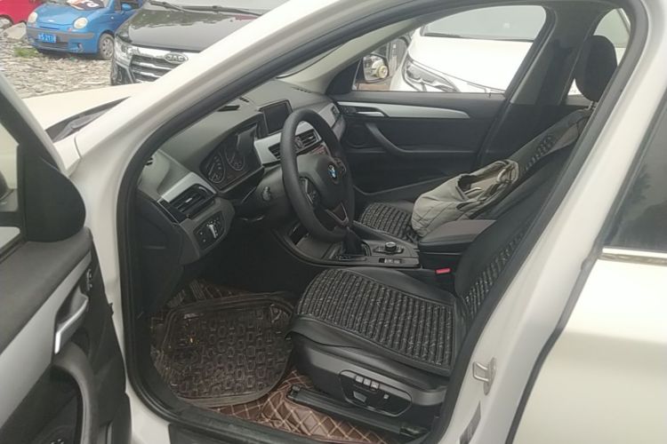 BMW X1 2017 car image #16