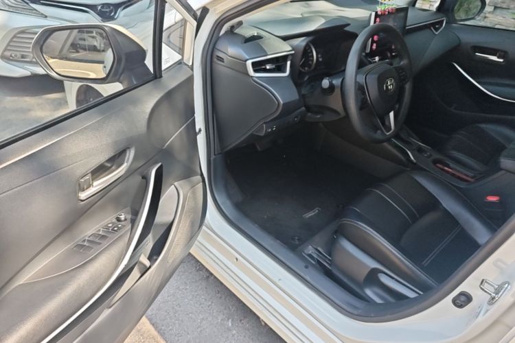 Toyota Corolla 2019 #18 Toyota Corolla 2019 car image #18