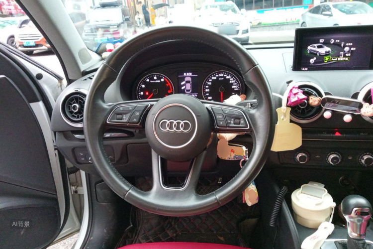 Audi A3 2019 car image #12