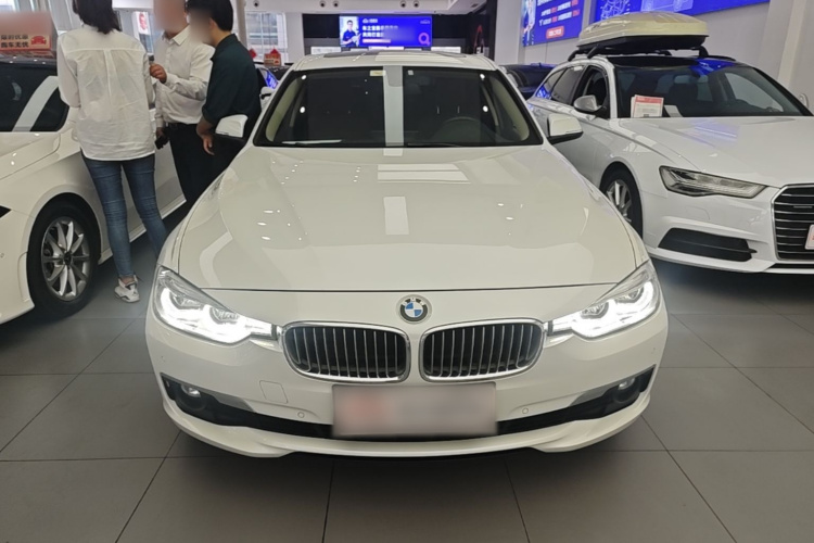 BMW 3 Series 2019 #3 BMW 3 Series 2019 immagine di auto #3