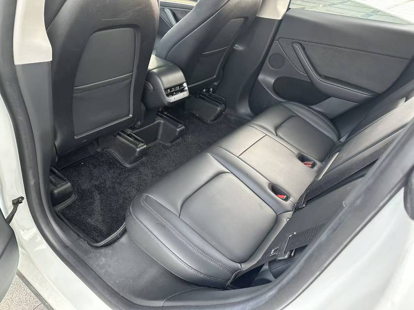 Tesla Model Y 2022 #18 Tesla Model Y 2022 car image #18