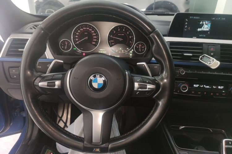 BMW 3 Series 2018 #15 BMW 3 Series 2018 car image #15