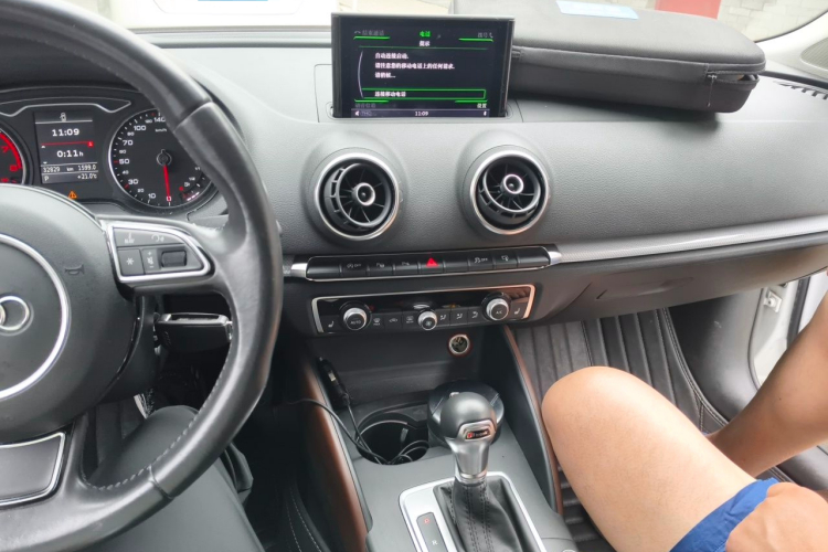 Audi A3 2015 immagine di auto #13